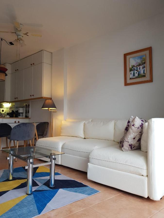 Modern, Cozy Studio Фуэнхирола Экстерьер фото